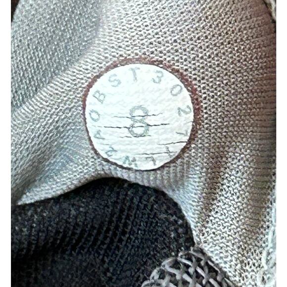 Lululemon Flow Y Sports Bra in Heathered Gray Size 8 - Picture 4 of 5